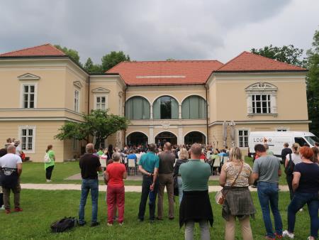 Koncert pihalnega orkestra v Grajskem parku (8)